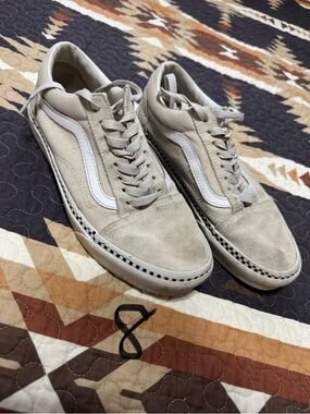 Vans Men’s Old Skool Sneakers in Light Beige with White Stripe